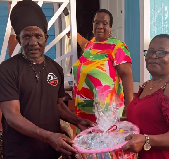 Christmas Food Drive